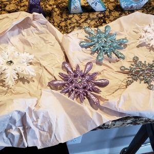 Frozen tree decorations